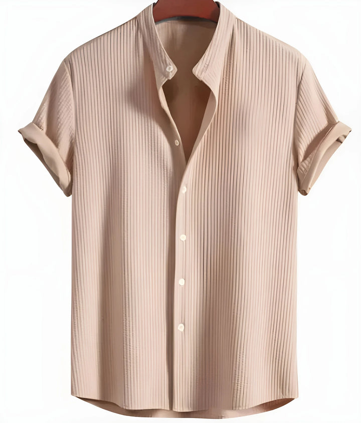 Men's Casual Short Sleeve Shirt with Loose Fit and Breathable Design