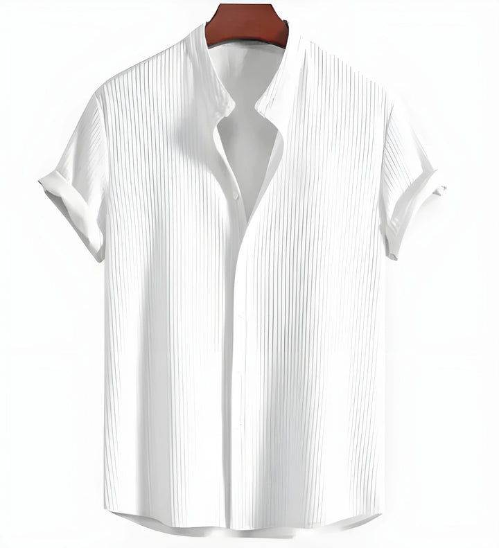 Men's Casual Short Sleeve Shirt with Loose Fit and Breathable Design